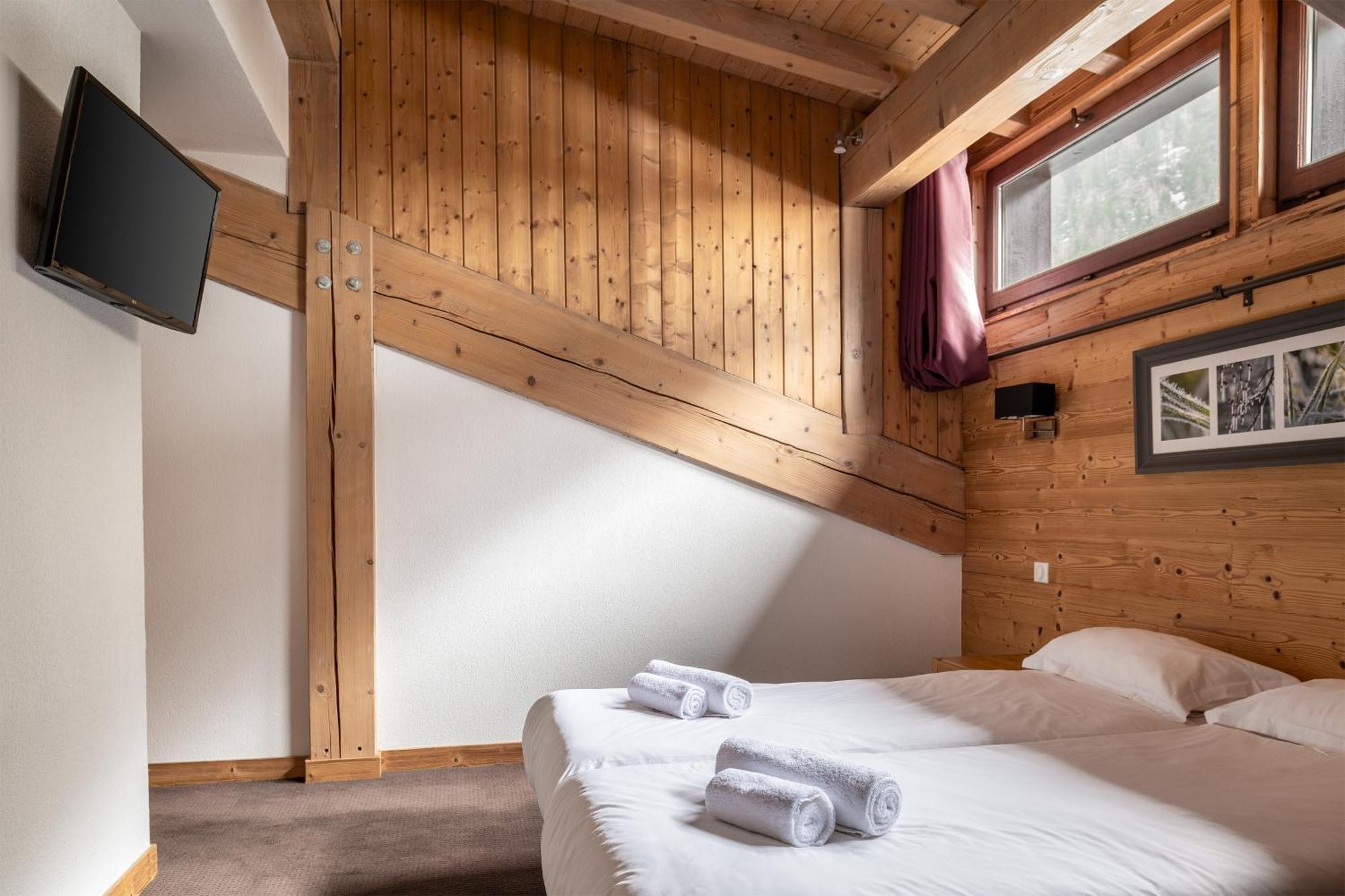 Dormio Resort Les Portes Du Mont Blanc Vallorcine Room photo